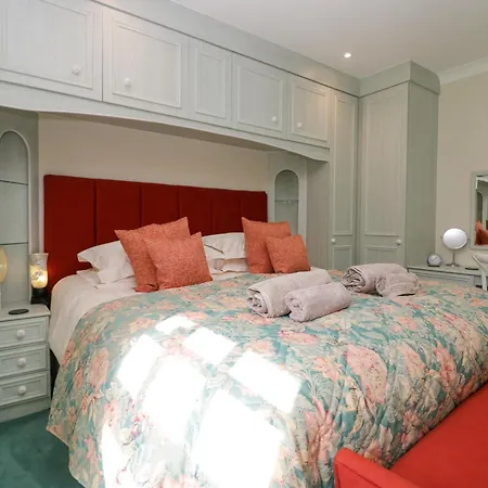 Дом отдыха Lakeside View *